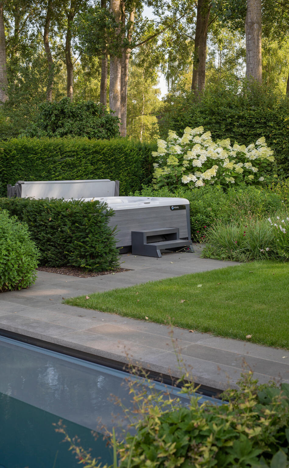 Greenarchitects stefaan willems tuinarchitect ontwerp zwembad te lochristi jacuzzi